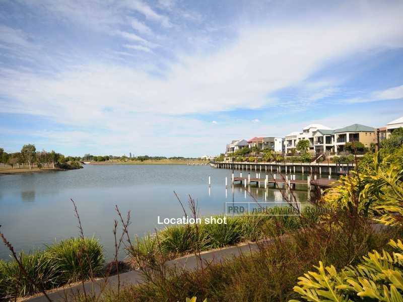 Unit 1021/3029 The Boulevarde, Carrara QLD 4211