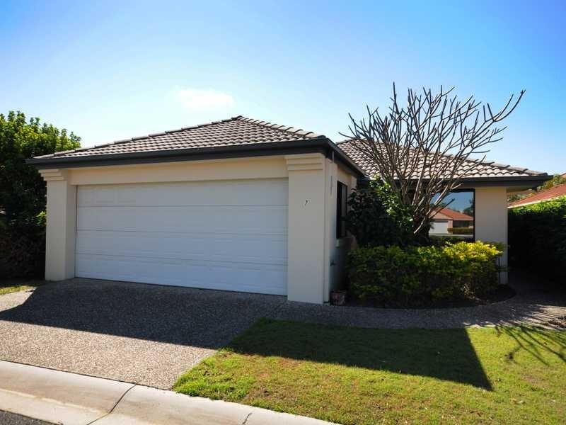 Unit 7/4 Bronberg Court, Southport QLD 4215