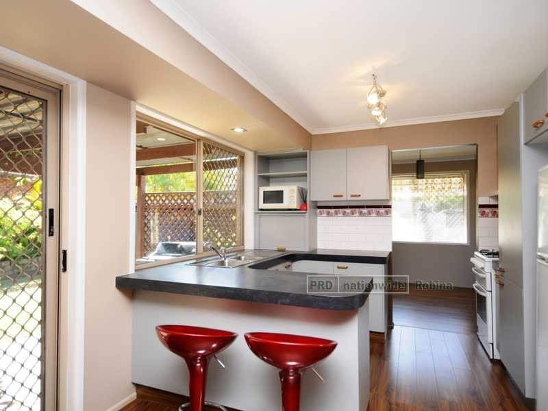 18 Goodman Close, Highland Park QLD 4211