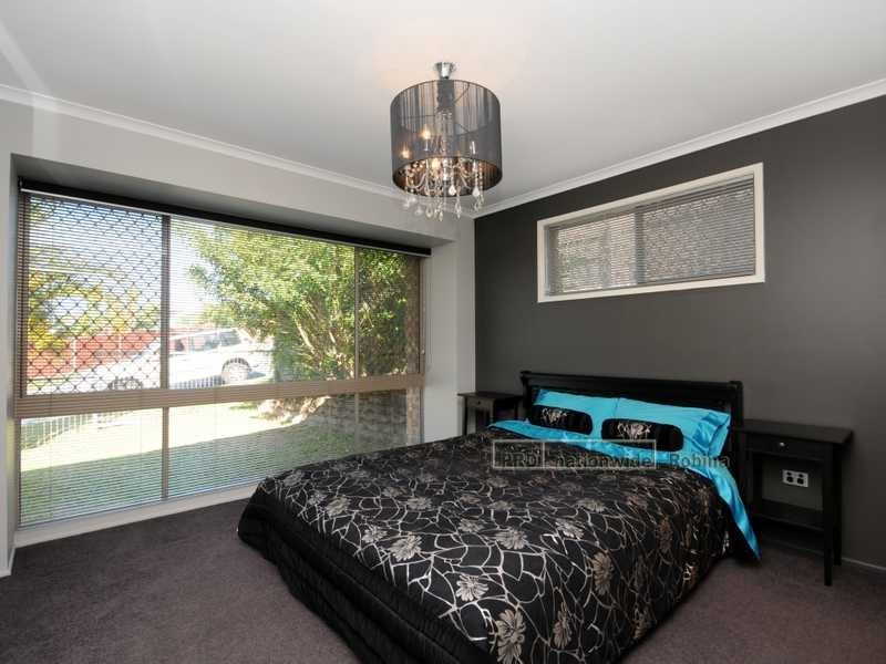 18 Goodman Close, Highland Park QLD 4211