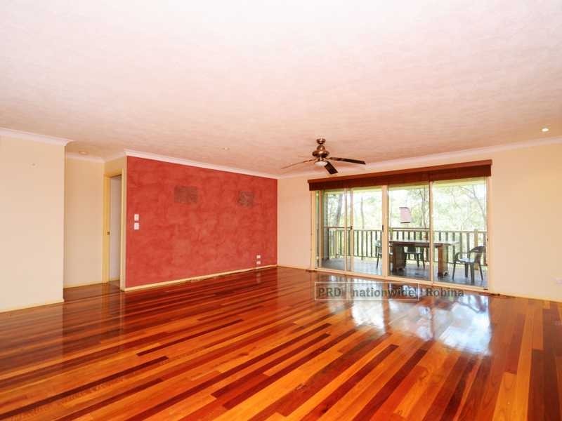 71 Waters Rd, Bonogin QLD 4213