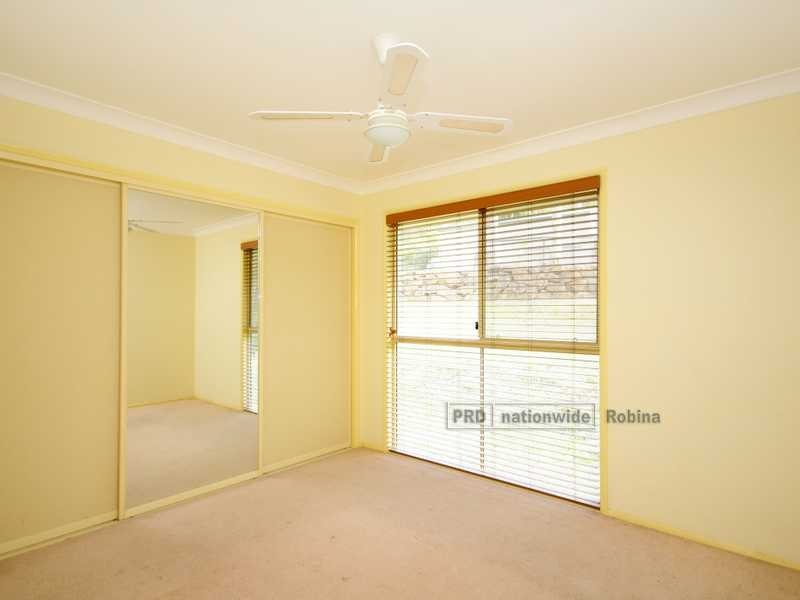 71 Waters Rd, Bonogin QLD 4213