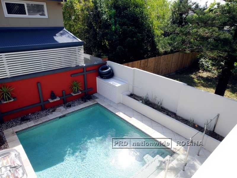 Unit 2/1890 Gold Coast Highway, Burleigh Heads QLD 4220