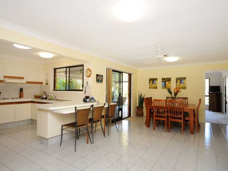 6 Narrabeen Court, Robina QLD 4226