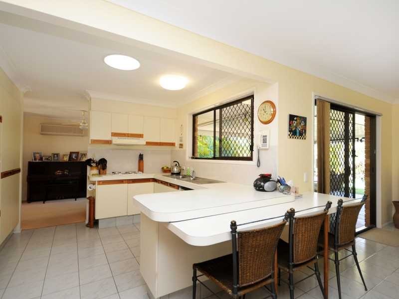 6 Narrabeen Court, Robina QLD 4226