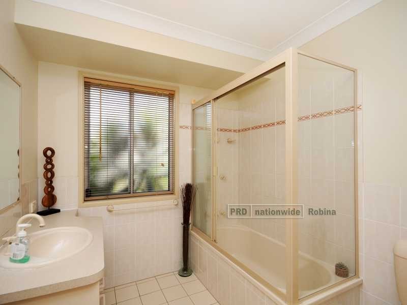 1 Victory Drive, Mudgeeraba QLD 4213