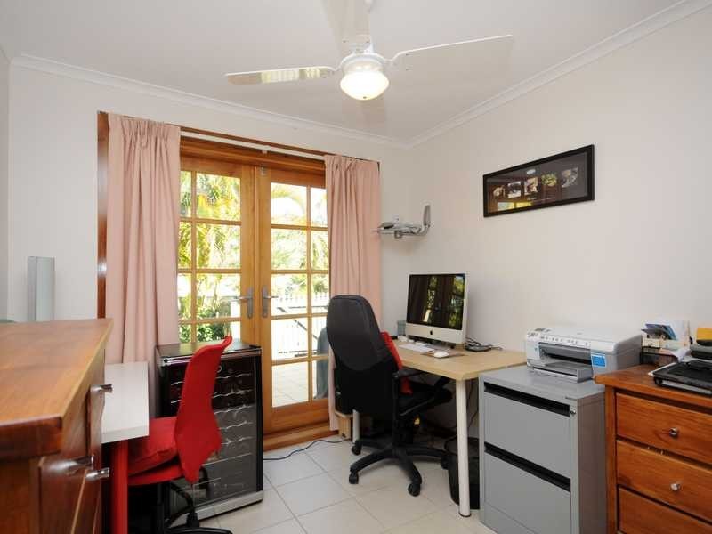 12 Windsor Place, Ashmore QLD 4214