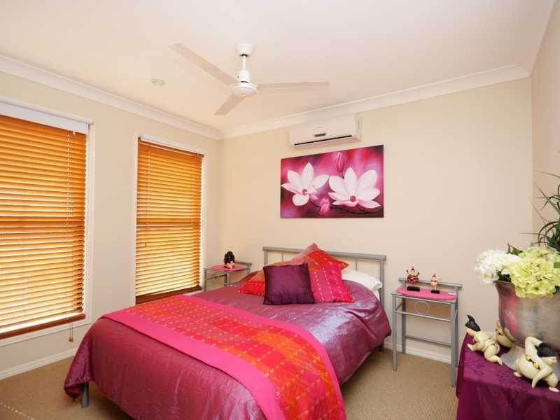 51 Lantau Crescent, Varsity Lakes QLD 4227
