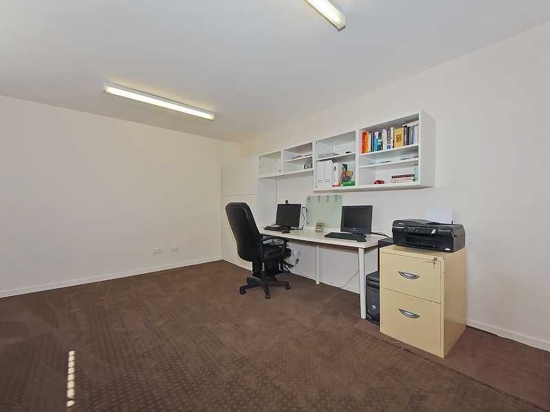36 Boogaerdt Rise, Bonogin QLD 4213