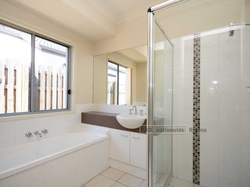 56 Merrilaine Crescent, Merrimac QLD 4226