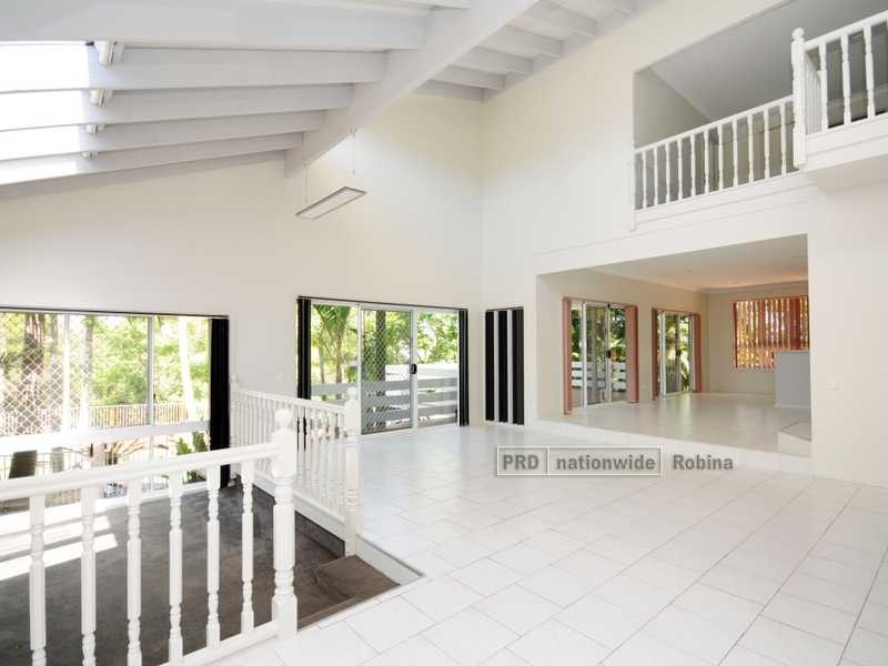 24 Pymble Place, Robina QLD 4226