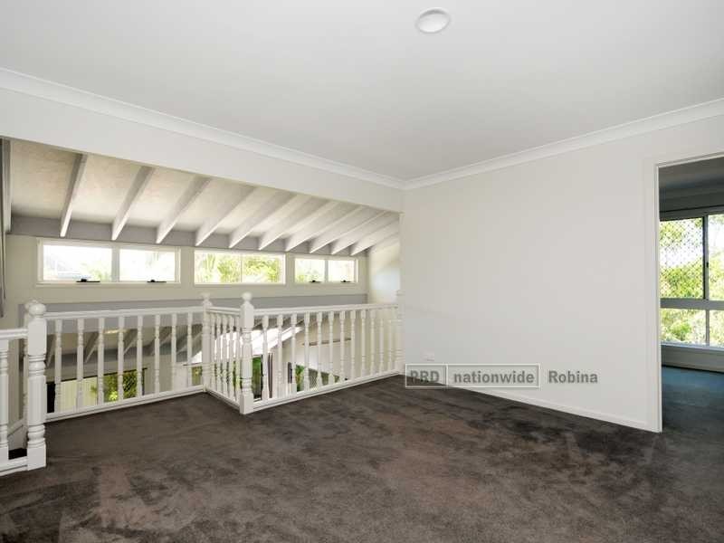 24 Pymble Place, Robina QLD 4226