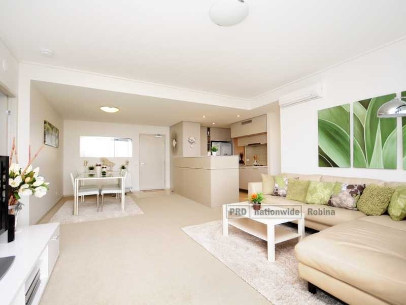 Unit 37/38 Riverwalk Avenue, Robina QLD 4226