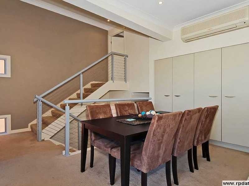 Unit 107/19 Carina Peak Drive, Varsity Lakes QLD 4227