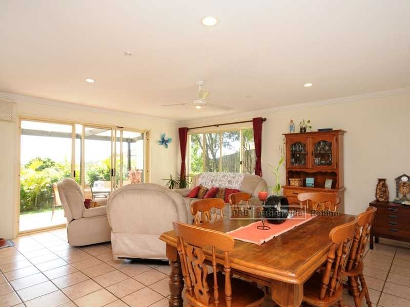 6 Wilton Close, Mudgeeraba QLD 4213