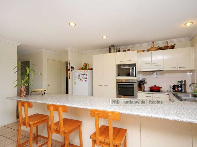 6 Wilton Close, Mudgeeraba QLD 4213