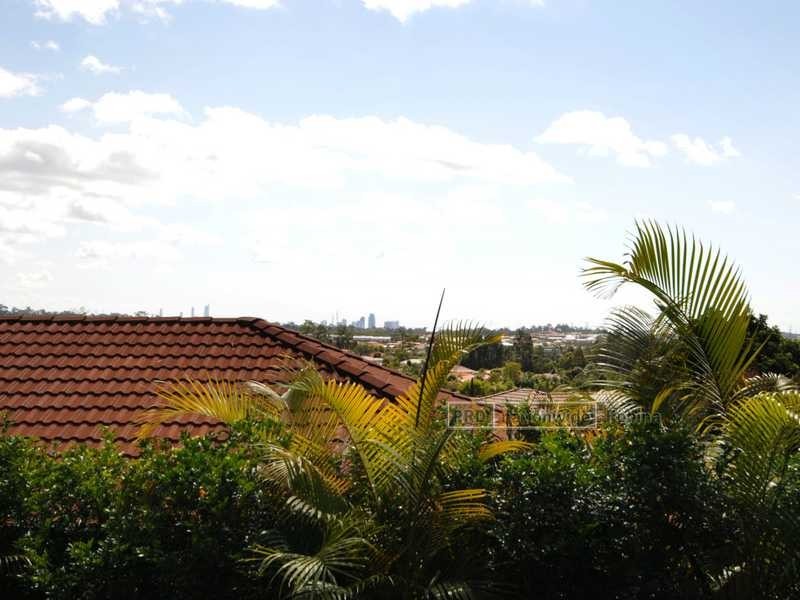 6 Wilton Close, Mudgeeraba QLD 4213