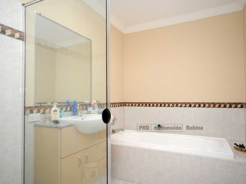 Unit 30/117 Palm Meadows Drive, Carrara QLD 4211