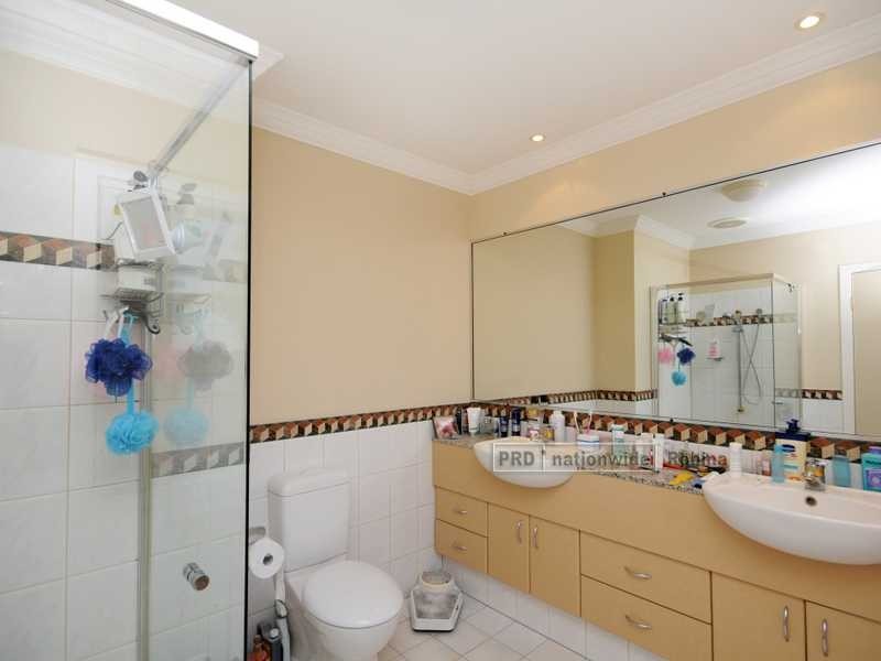 Unit 30/117 Palm Meadows Drive, Carrara QLD 4211