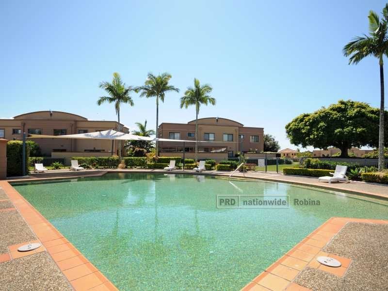 Unit 30/117 Palm Meadows Drive, Carrara QLD 4211