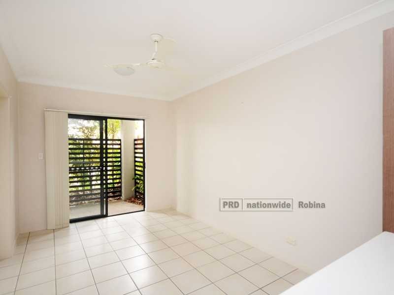 Unit 4/2 Palma Crescent, Varsity Lakes QLD 4227