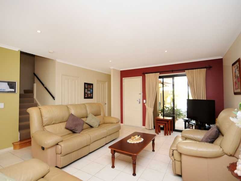 Unit 68/136 Palm Meadows Drive, Carrara QLD 4211