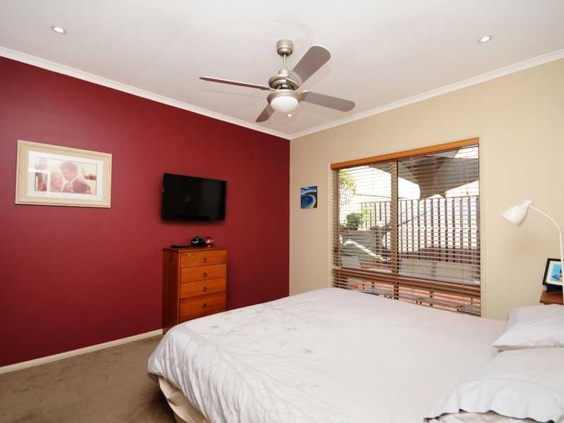 16 Marciana Crescent, Varsity Lakes QLD 4227
