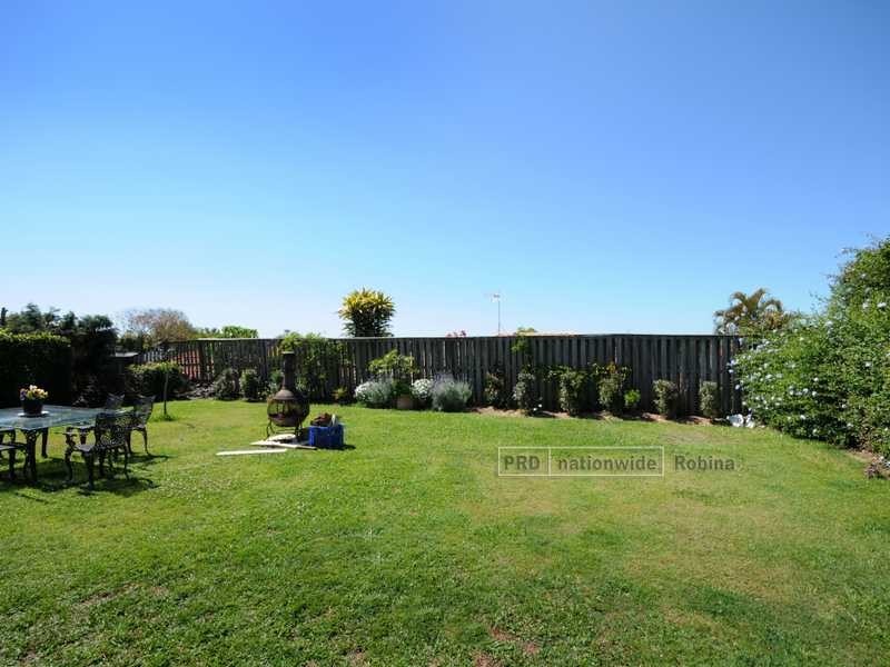 4 Leicester Terrace, Mudgeeraba QLD 4213