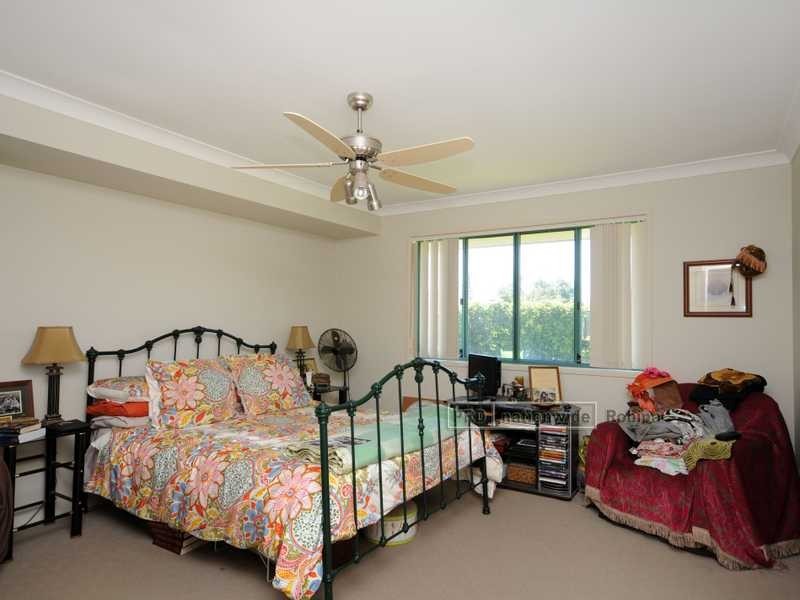 4 Leicester Terrace, Mudgeeraba QLD 4213