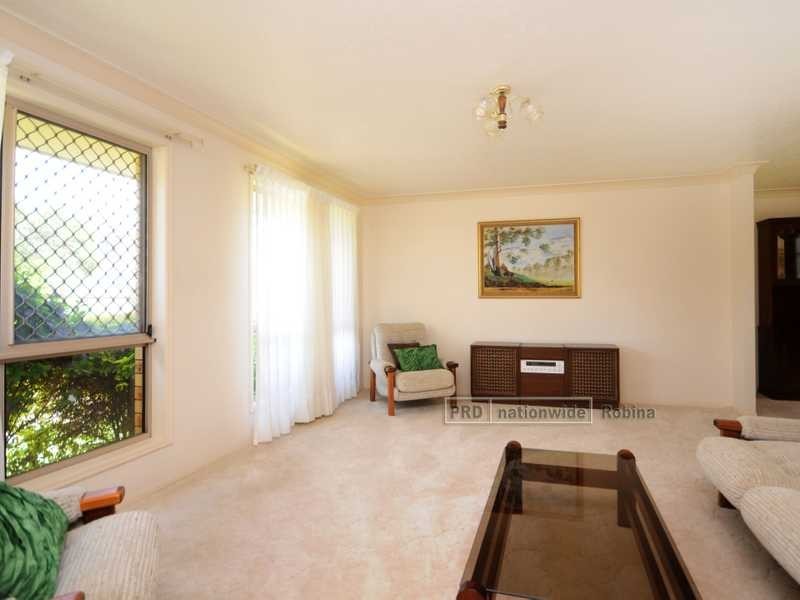 6 Ridgewood Court, Burleigh Waters QLD 4220