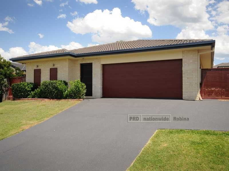 60 Merrilaine Crescent, Merrimac QLD 4226