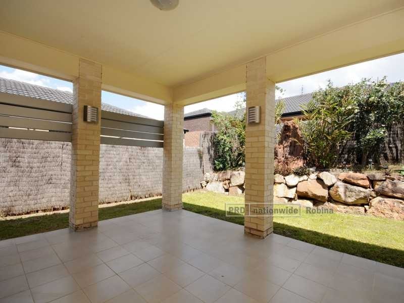 60 Merrilaine Crescent, Merrimac QLD 4226