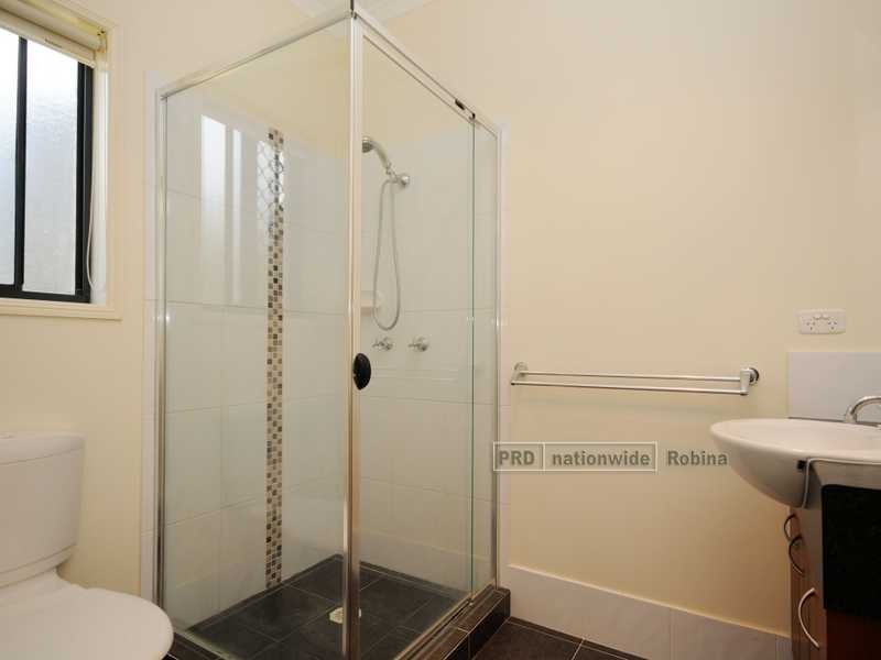 60 Merrilaine Crescent, Merrimac QLD 4226