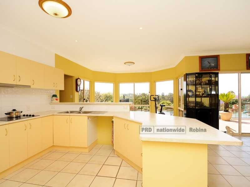 Elanora QLD 4221
