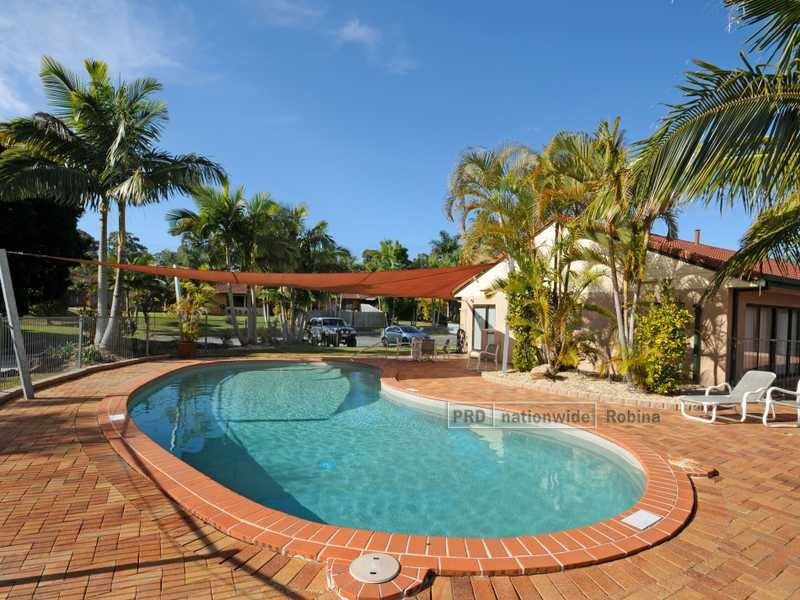 Unit 69/12 Landau Court, Miami QLD 4220