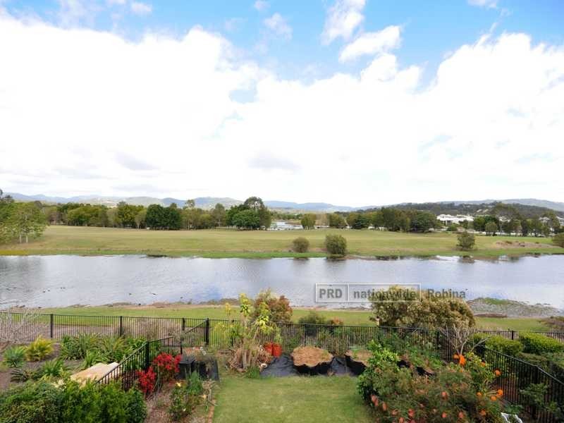 238 Easthill Drive, Robina QLD 4226