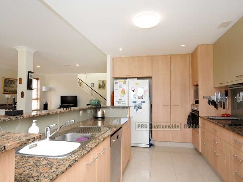 238 Easthill Drive, Robina QLD 4226