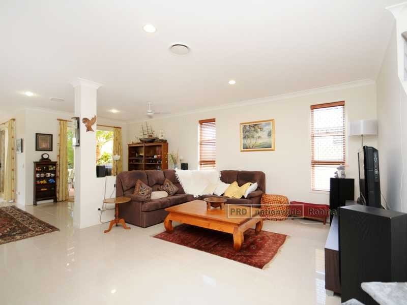 238 Easthill Drive, Robina QLD 4226