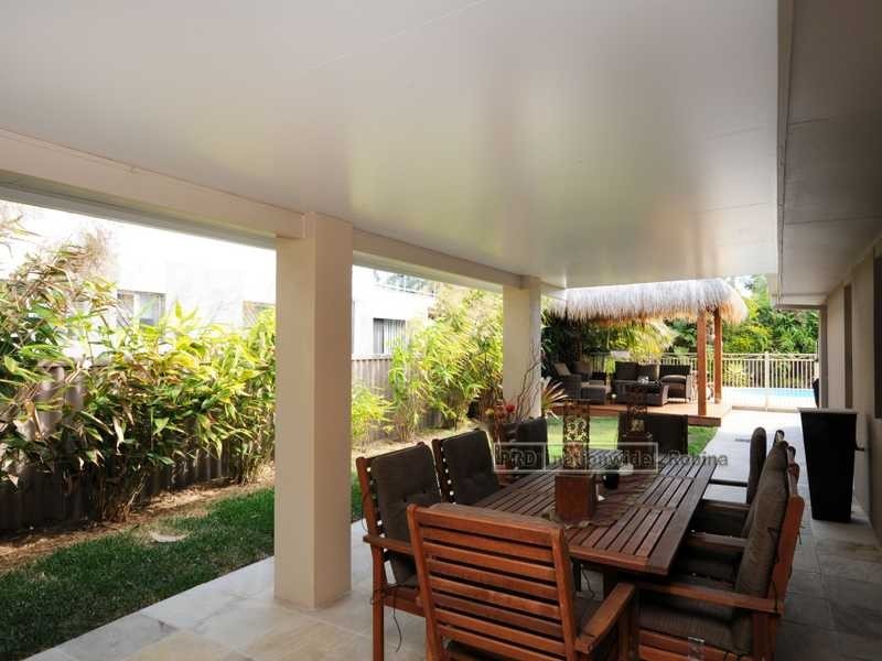 20 Aruma Avenue, Burleigh Waters QLD 4220