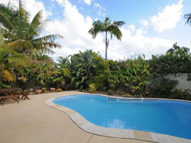 20 Aruma Avenue, Burleigh Waters QLD 4220