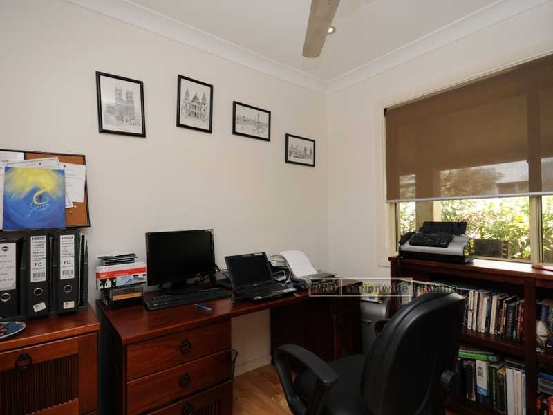 20 Aruma Avenue, Burleigh Waters QLD 4220