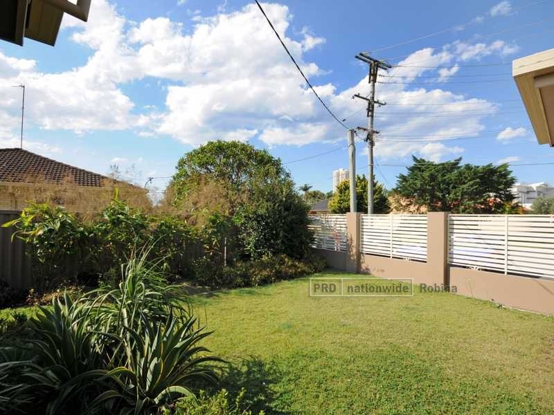 20 Aruma Avenue, Burleigh Waters QLD 4220