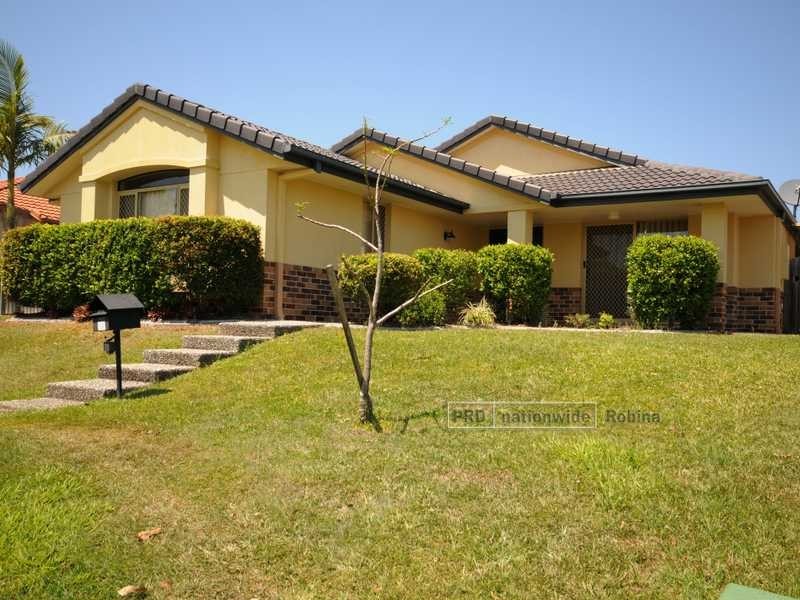 8 Ellis Drive, Mudgeeraba QLD 4213