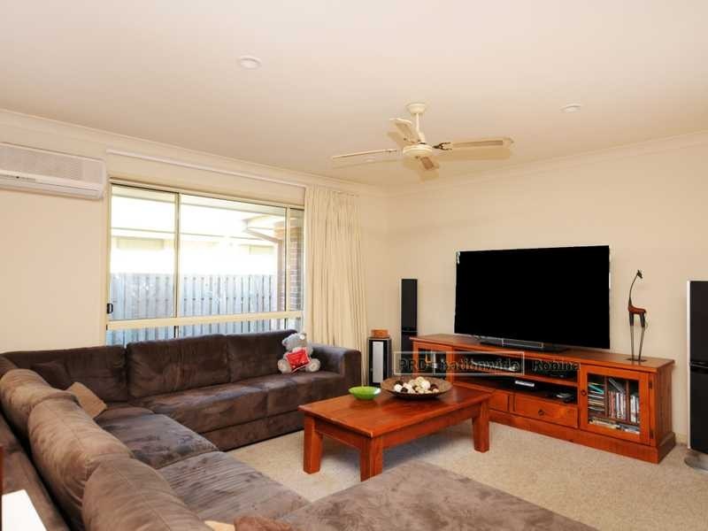 19 Springsure Drive, Mudgeeraba QLD 4213