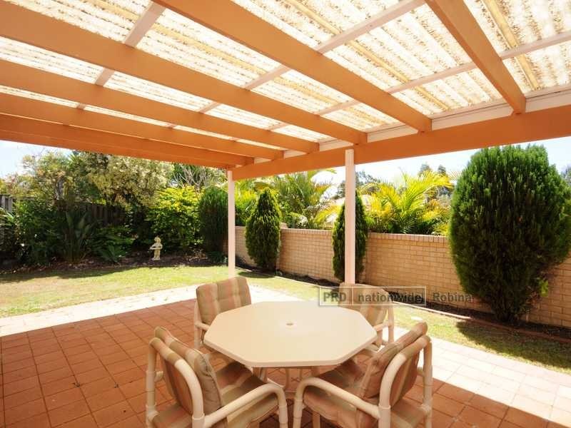 1 Highgate Lane, Robina QLD 4226