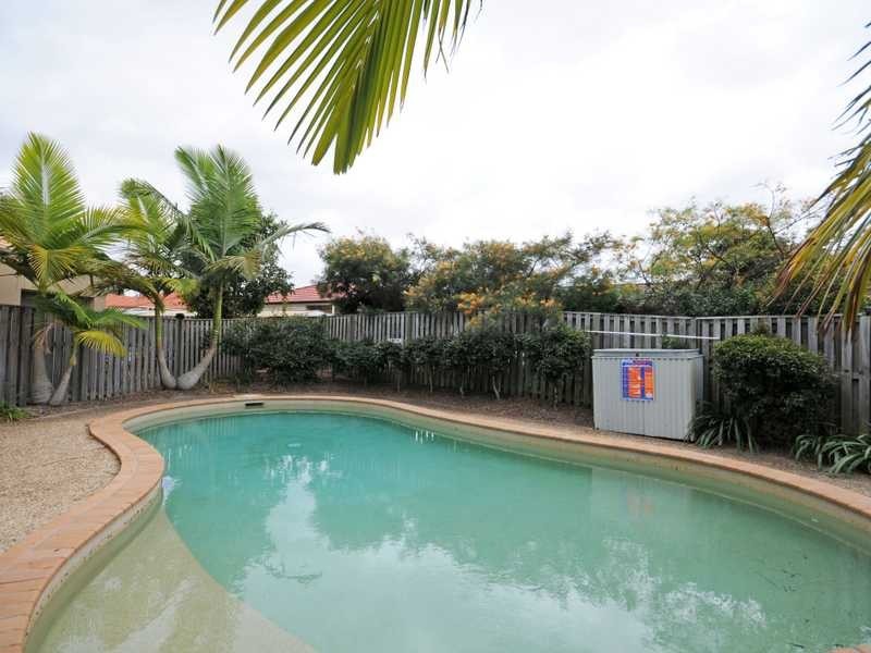 Unit 1/3 Camphor Wood Court, Robina QLD 4226
