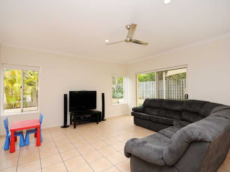 Unit 1/3 Camphor Wood Court, Robina QLD 4226
