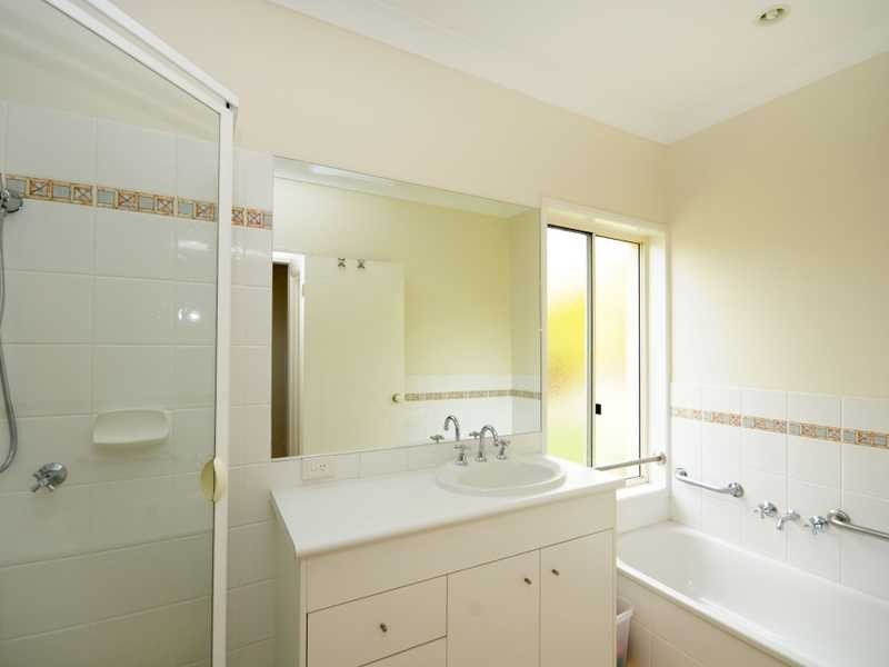 Unit 1/3 Camphor Wood Court, Robina QLD 4226