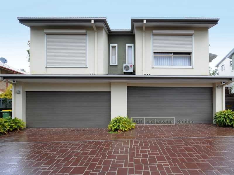 Unit 4/23 Robert Street, Mudgeeraba QLD 4213