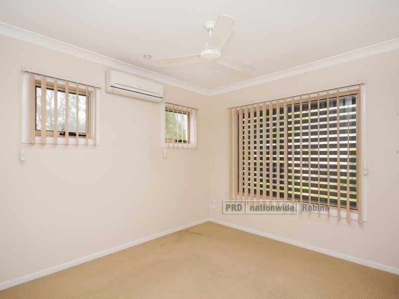 Unit 4/23 Robert Street, Mudgeeraba QLD 4213